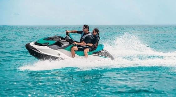 Jetski Sea-Doo duo Rif sur la baie de Marina Smir